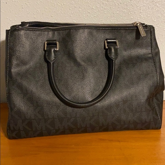 Michael Kors satchel - Picture 2 of 2